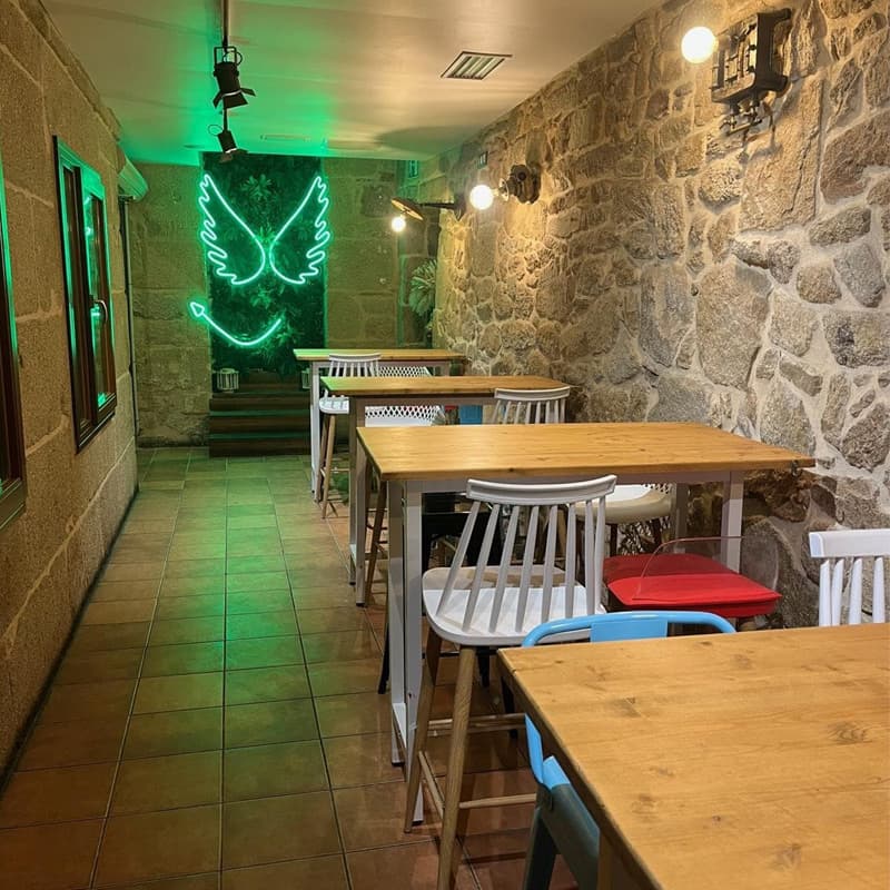 Mobiliario bares y pubs
