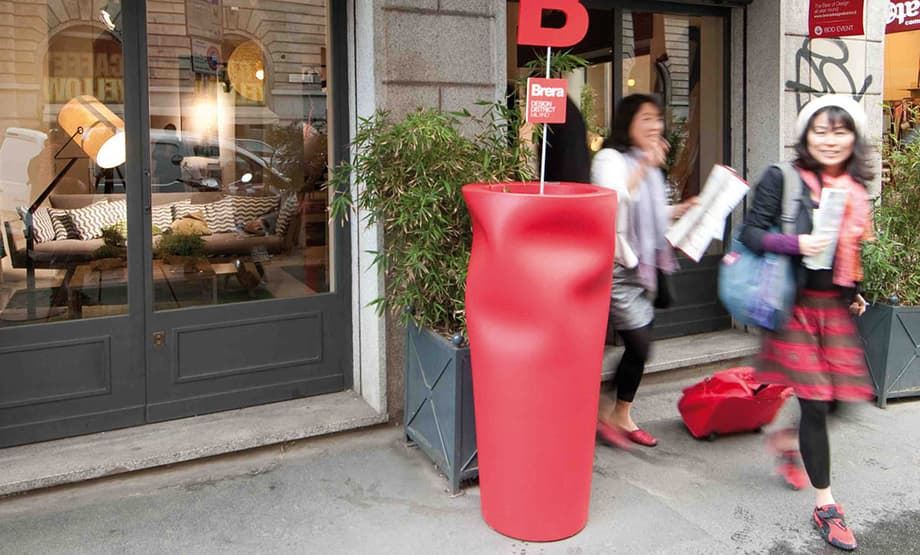 Saving/Space/Vase / 2009 - Imagen 1